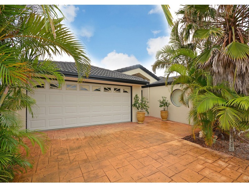6 Tradewind Close, River Heads QLD 4655
