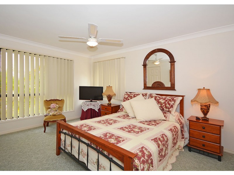 6 Tradewind Close, River Heads QLD 4655