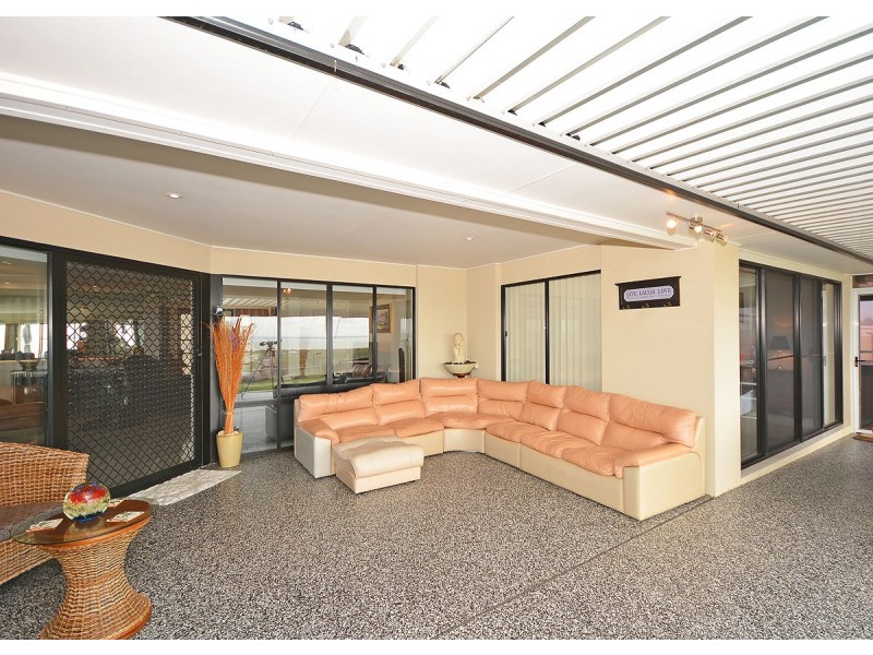 6 Tradewind Close, River Heads QLD 4655