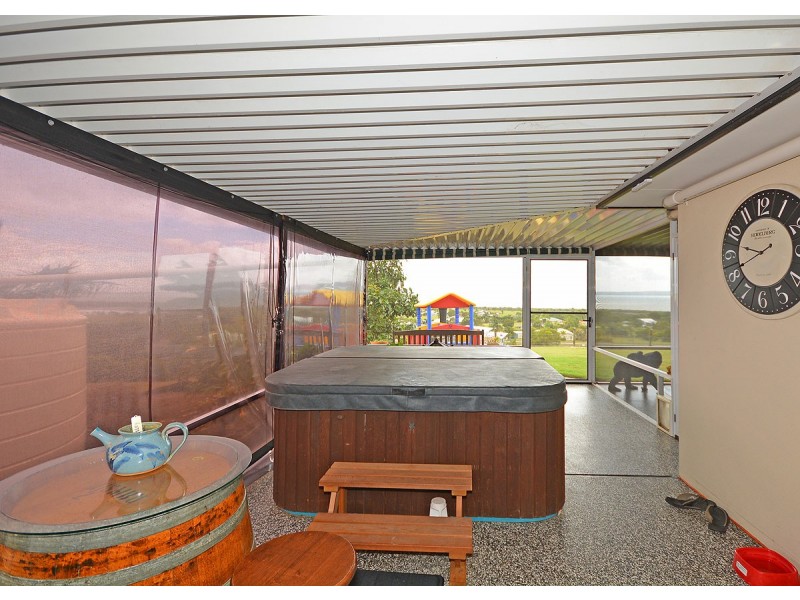 6 Tradewind Close, River Heads QLD 4655