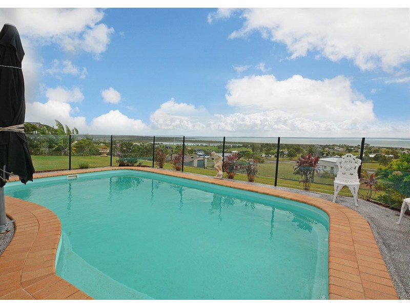 6 Tradewind Close, River Heads QLD 4655