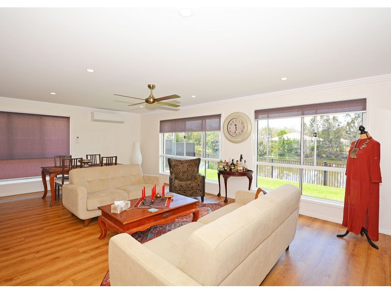 9 Harmony Avenue, Urraween QLD 4655