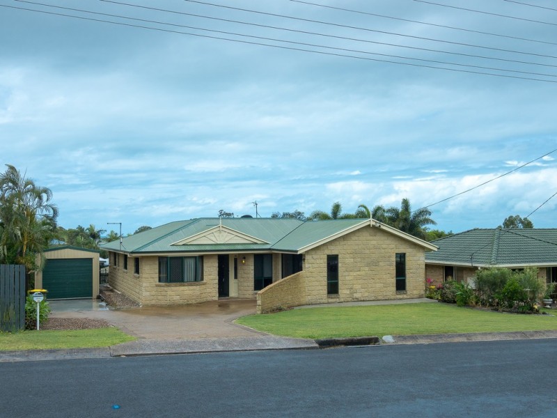 16 Waigani Avenue, Kawungan QLD 4655