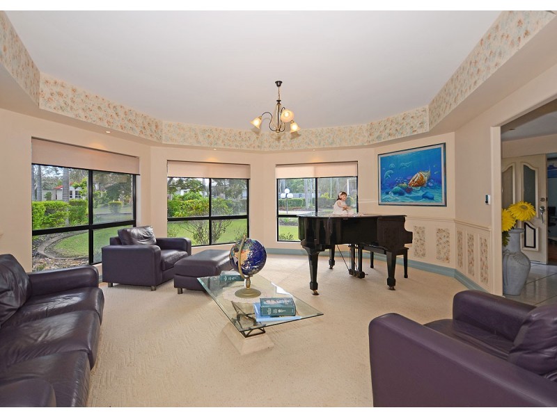 10 Windemere Rd, Wondunna QLD 4655