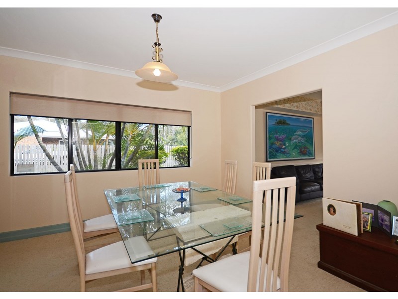 10 Windemere Rd, Wondunna QLD 4655