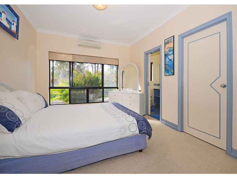 10 Windemere Rd, Wondunna QLD 4655