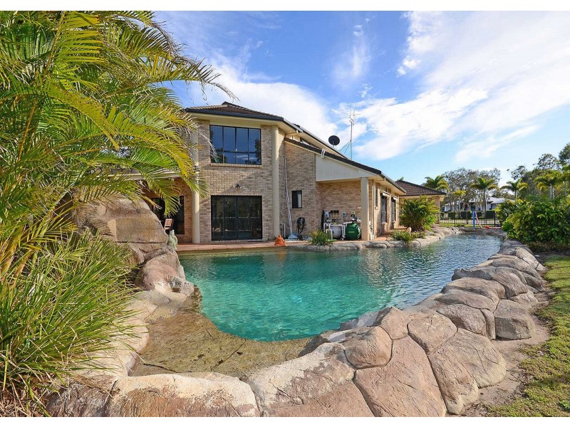 10 Windemere Rd, Wondunna QLD 4655