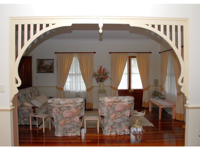 4 Kelly Street, Point Vernon QLD 4655