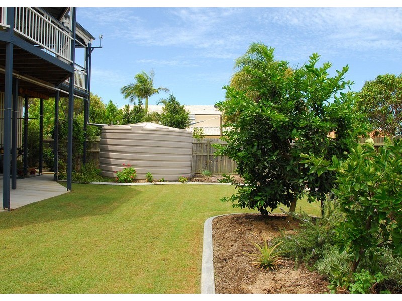 4 Kelly Street, Point Vernon QLD 4655