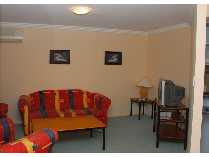 47/33 Elizabeth St, Urangan QLD 4655