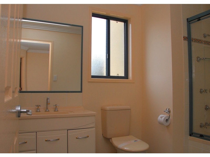 47/33 Elizabeth St, Urangan QLD 4655