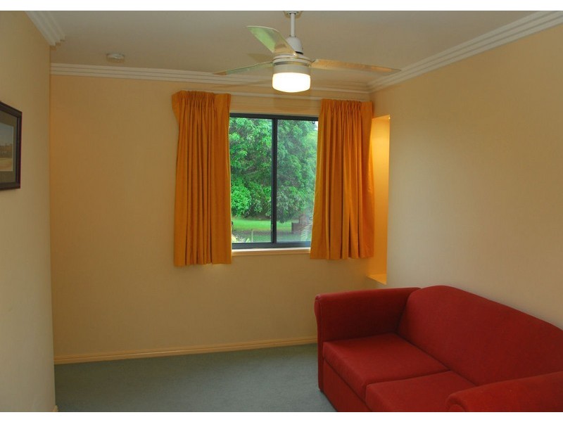 47/33 Elizabeth St, Urangan QLD 4655