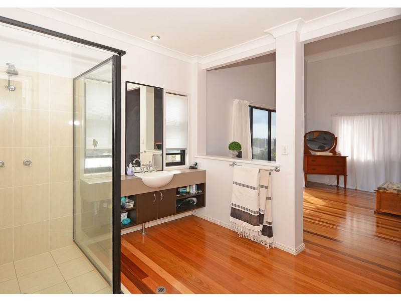 11 Lygon Court, Urraween QLD 4655