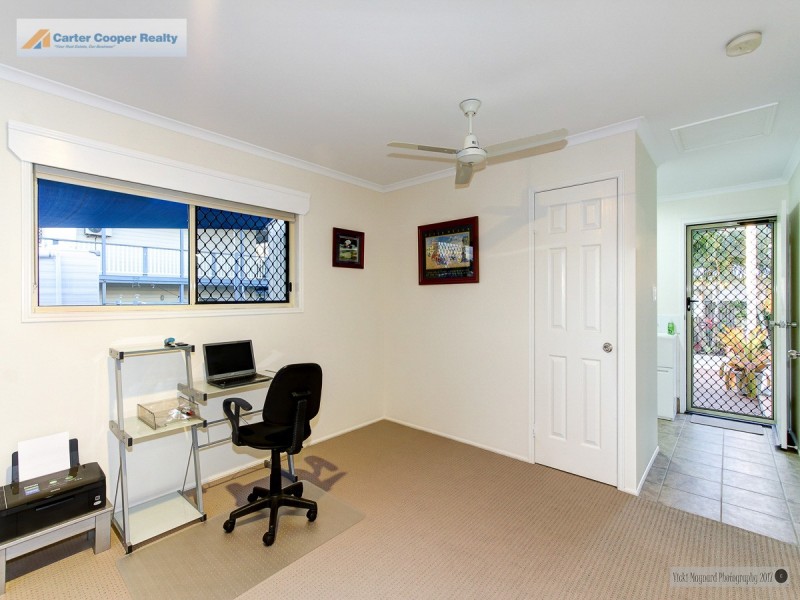 42 Vanda Street, Urangan QLD 4655