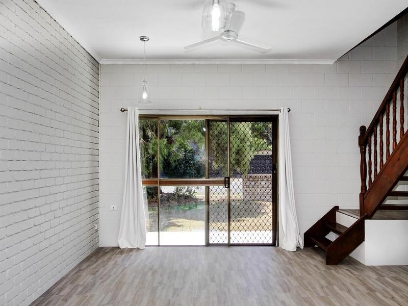 4/25 Hervey Street, Scarness QLD 4655