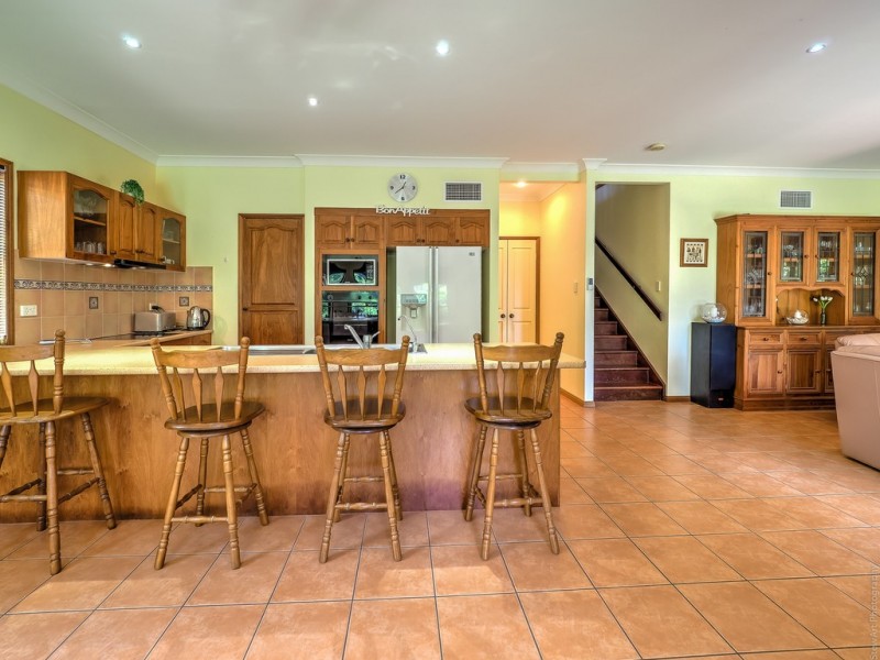 55 Kent Street, Urangan QLD 4655