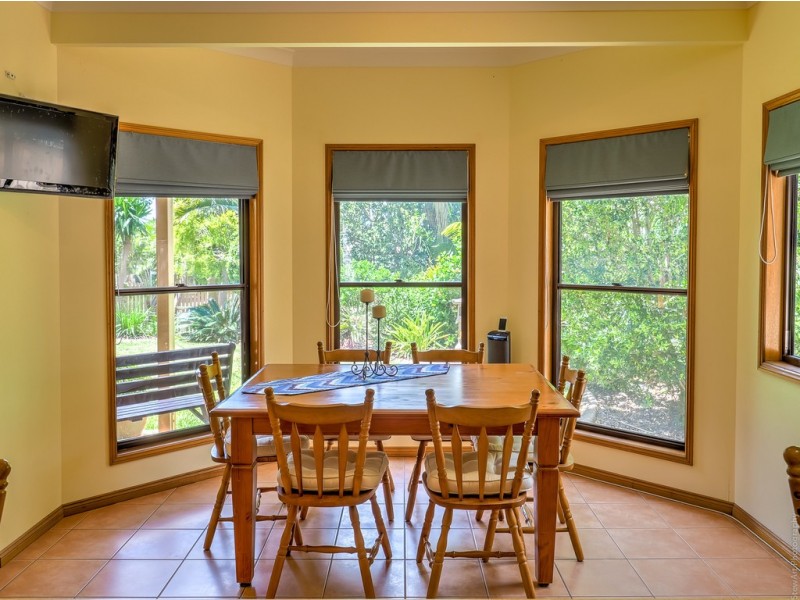 55 Kent Street, Urangan QLD 4655