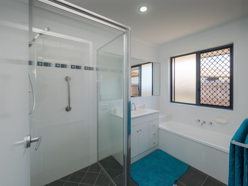 11 Carlisle Court, Kawungan QLD 4655