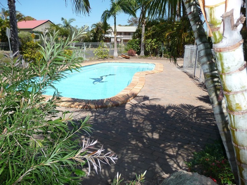 6/99 Cypress Street,, Torquay QLD 4655