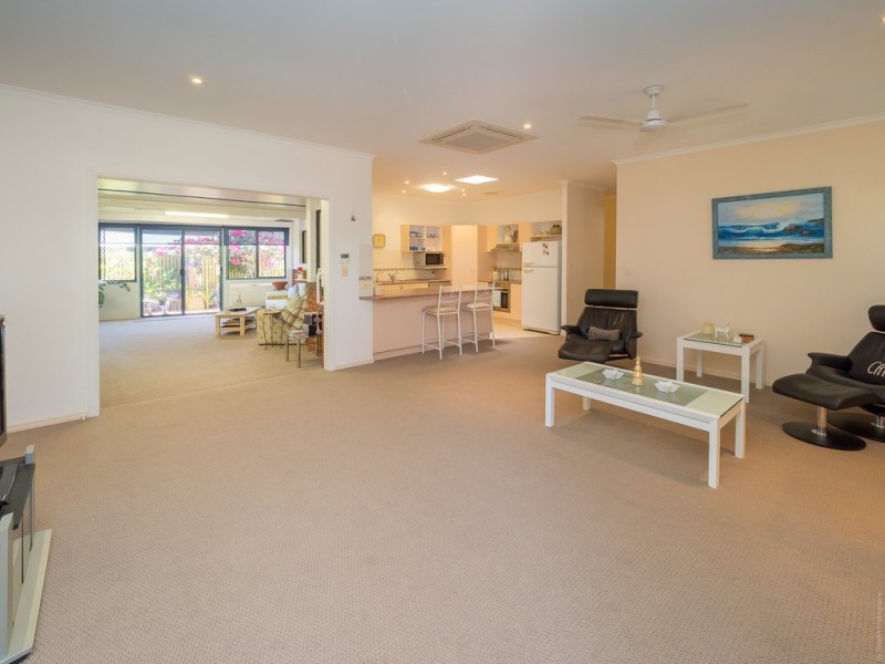 15/34 Elizabeth Street, Urangan QLD 4655