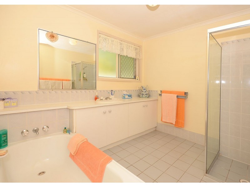 18 Areca Drive, Kawungan QLD 4655
