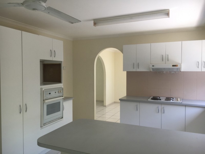 18 Areca Drive, Kawungan QLD 4655