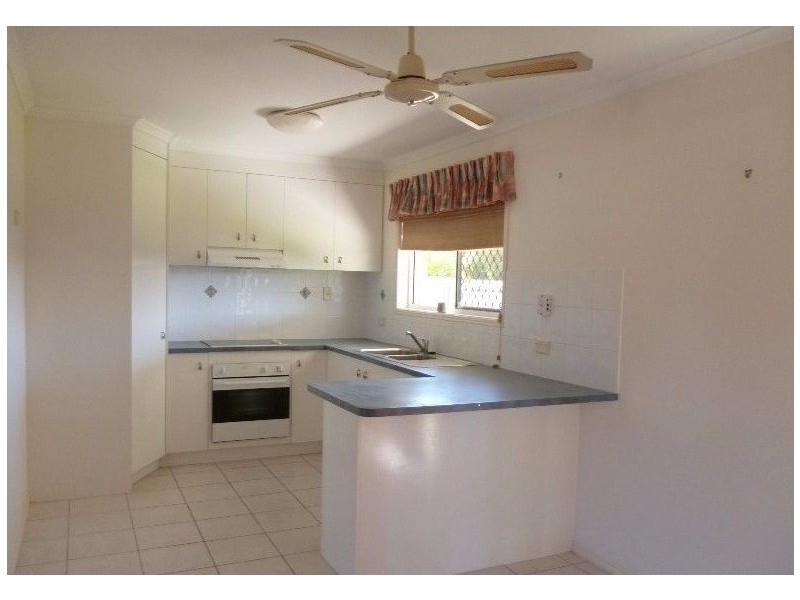 24 Sharyn Court, Point Vernon QLD 4655