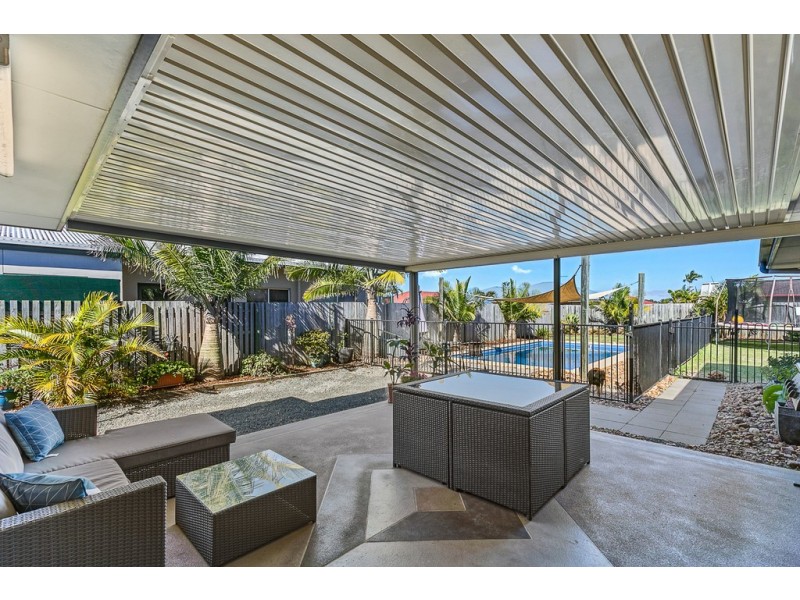 33 Earl St Vincent Circuit, Eli Waters QLD 4655