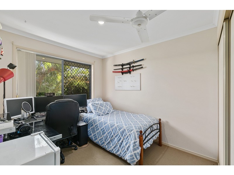 33 Earl St Vincent Circuit, Eli Waters QLD 4655
