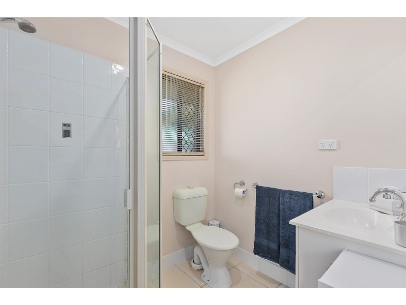 33 Earl St Vincent Circuit, Eli Waters QLD 4655