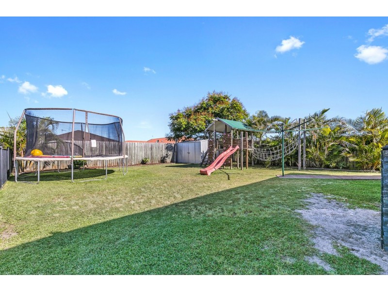 33 Earl St Vincent Circuit, Eli Waters QLD 4655