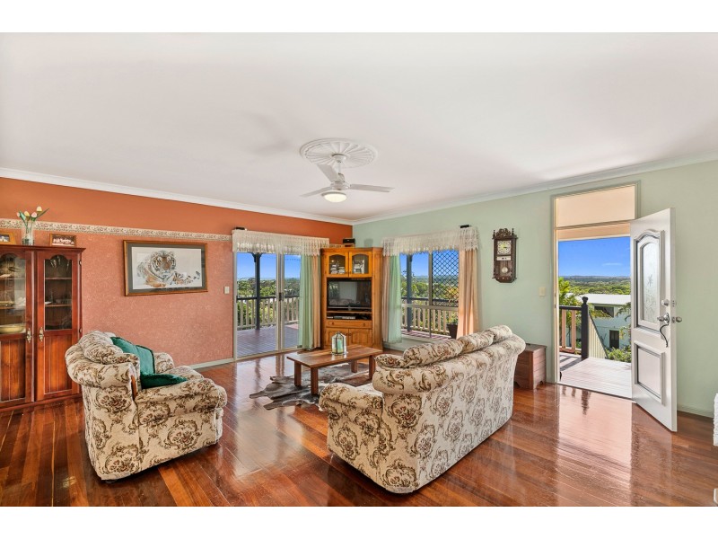 31 Rohan Way, Kawungan QLD 4655