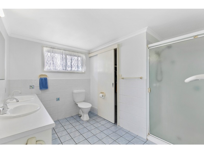 31 Rohan Way, Kawungan QLD 4655