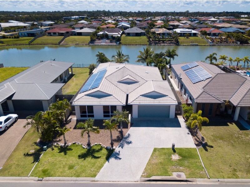 7 Yongala Way, Eli Waters QLD 4655