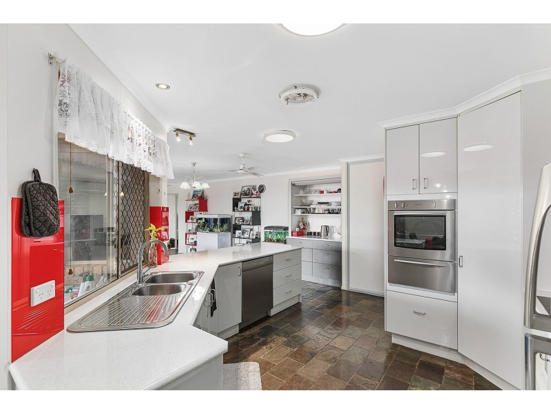 58 Kookaburra Drive, Eli Waters QLD 4655