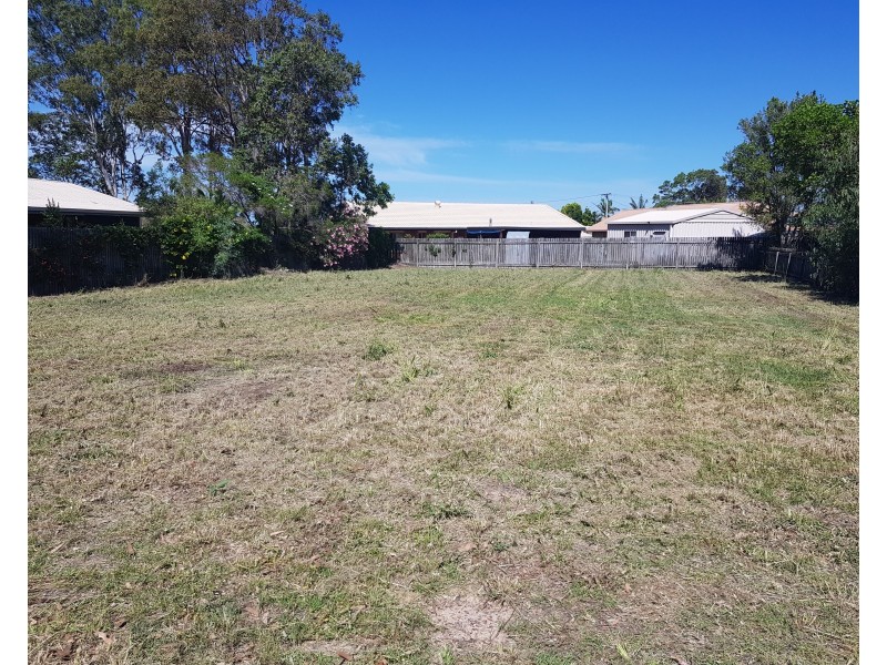 26 Warrego Drive, Point Vernon QLD 4655