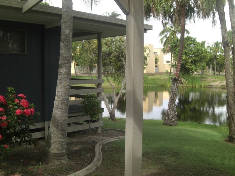 32/49 Elizabeth St, Urangan QLD 4655