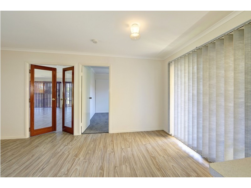 58 Moolyyir Street, Urangan QLD 4655