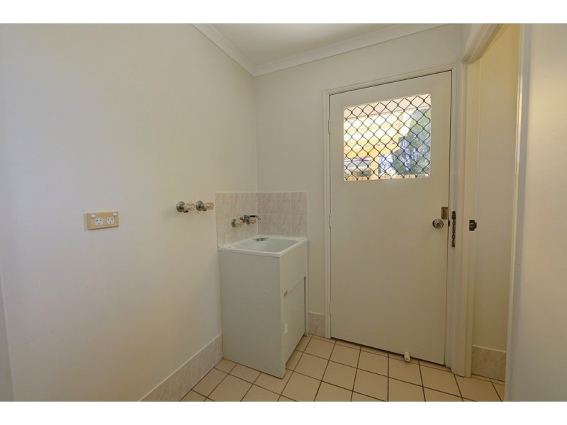 58 Moolyyir Street, Urangan QLD 4655