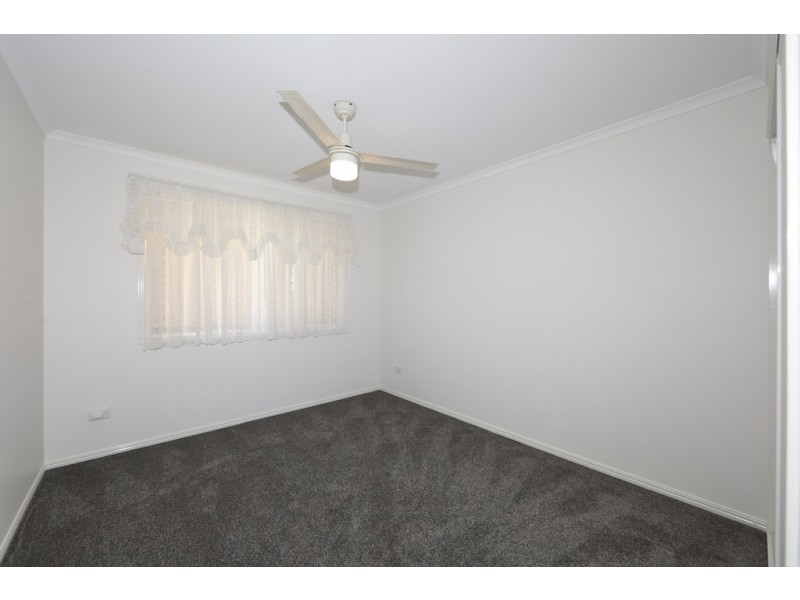 58 Moolyyir Street, Urangan QLD 4655