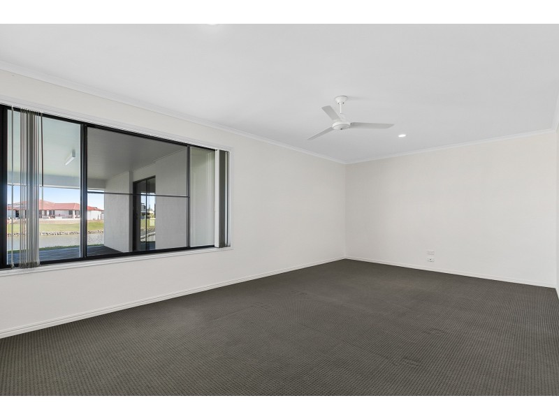 13 Bounty Circuit, Eli Waters QLD 4655