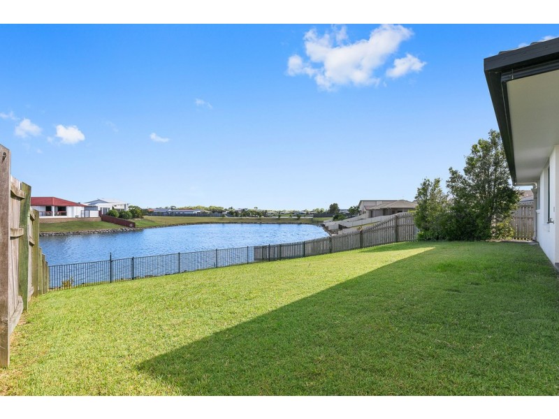 13 Bounty Circuit, Eli Waters QLD 4655