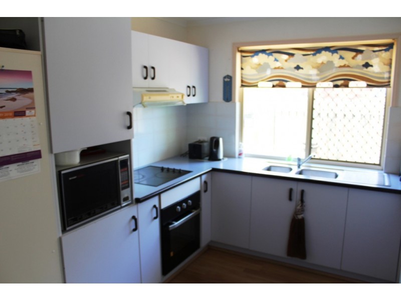 22 Shelley Street, Scarness QLD 4655