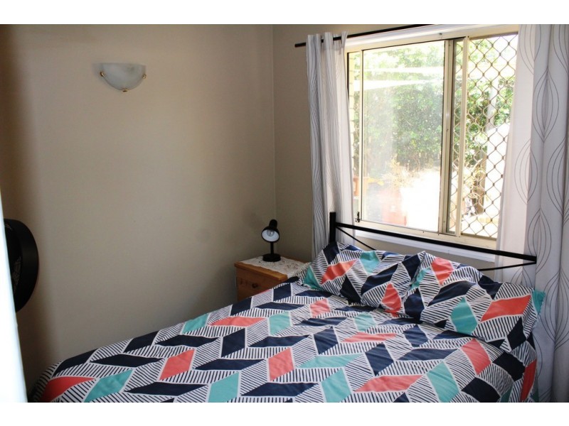 22 Shelley Street, Scarness QLD 4655