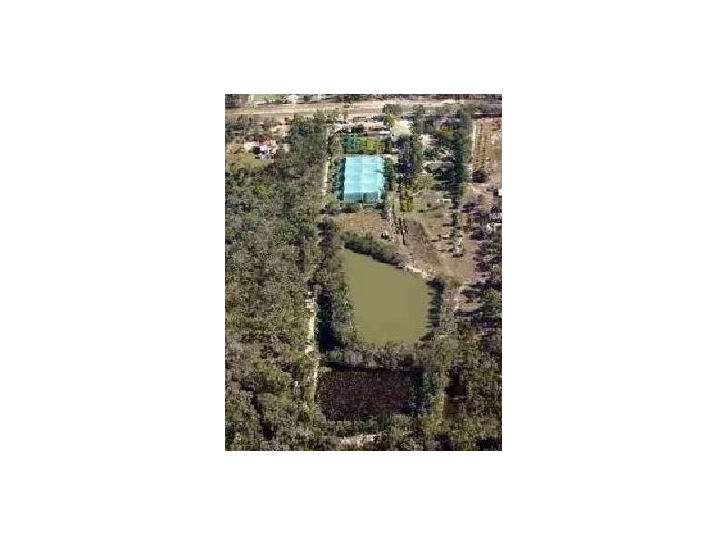 62 Dundowran Rd, Dundowran QLD 4655