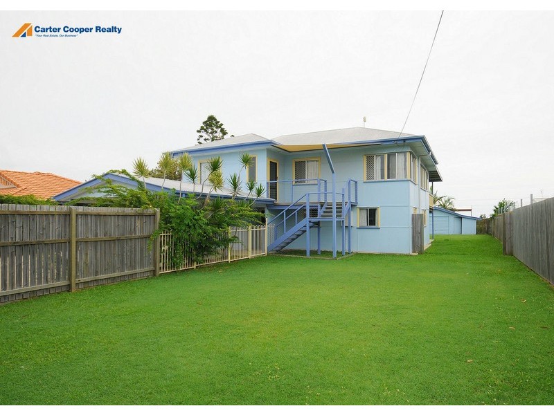 34 Edward Street, Urangan QLD 4655