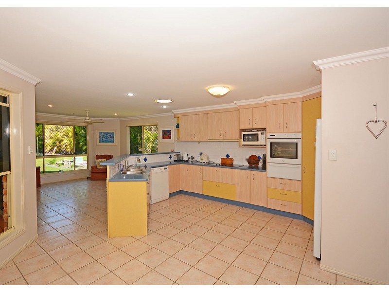 6 Glen Eagles Close, Wondunna QLD 4655