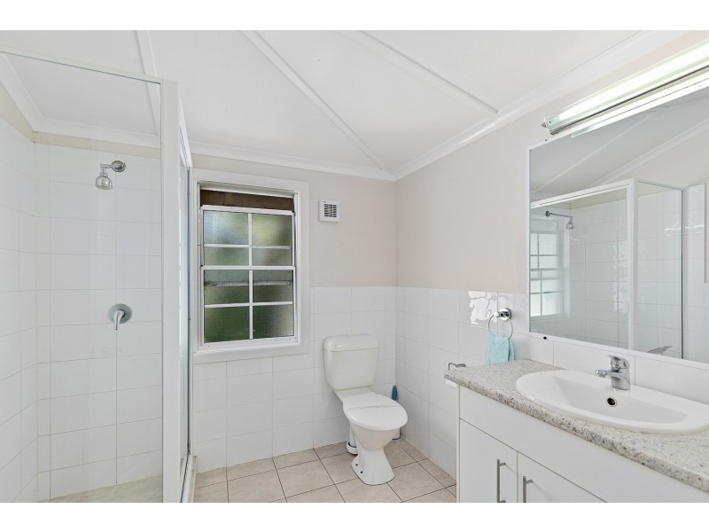 544 Esplanade, Urangan QLD 4655