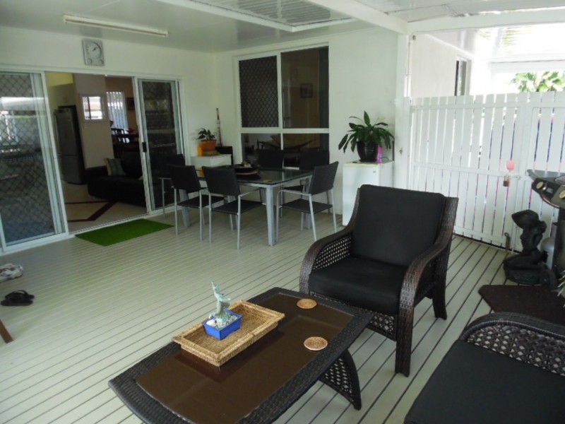 5 Gatakers Lane, Point Vernon QLD 4655