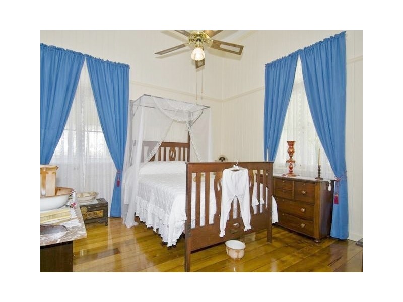 1208 Burrum Heads Road, Burrum Heads QLD 4659